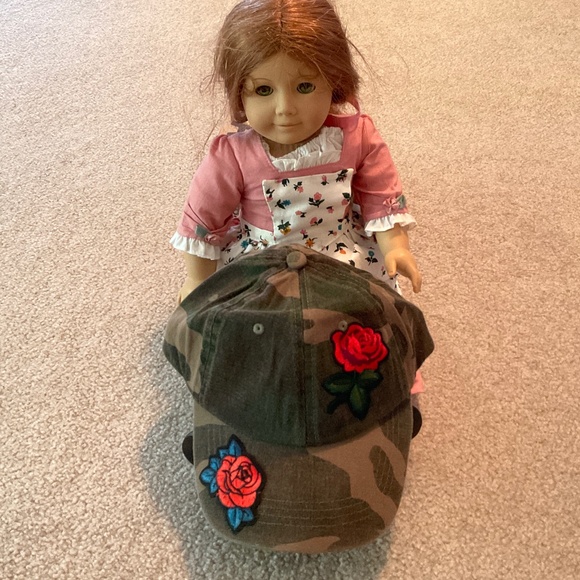 camo rose baseball cap, felicity the doll is not included, new condition main image 4